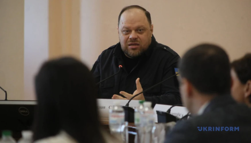 Зеленський підписав указ №831/2026: пояснення про нові дипломатичні ранги