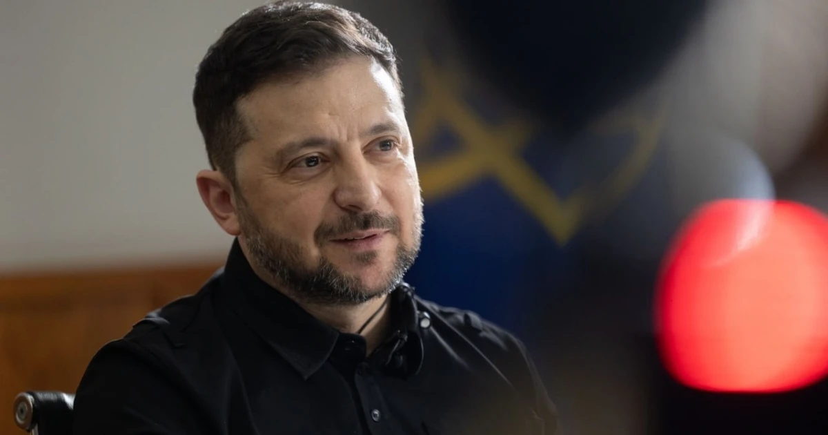 Хто шукає, хто відмовився і хто звільнений: кадрова ситуація навколо посла у США