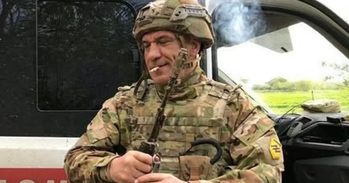 Підозра «Довбушу»: ДБР взялося за азовця у справі про смерть «Крохи»