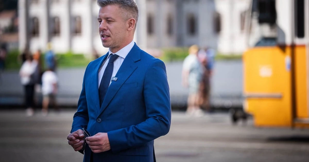 Мадяр анонсував перегляд закону 2020 року про усиновлення одностатевими парами