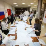 Державний прапор Російської Федерації (ілюстративний матеріал до теми виборів)