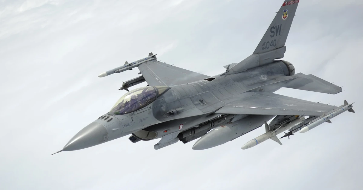 Навіщо Україні десятки тисяч 20-мм снарядів для F-16: відповідь на реактивні дрони