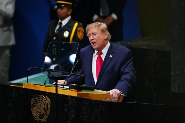 Трамп у хронології трьох місяців озвучив втрати у війні РФ проти України