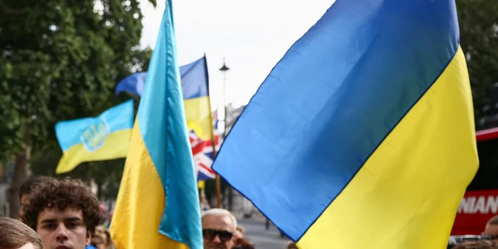 Прапор України у Вільнюсі: послідовність нічного інциденту на Гедиміна
