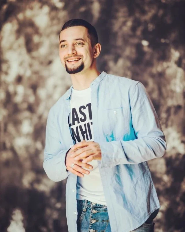 Стас Шурінс у відеозверненні до прихильників в Instagram