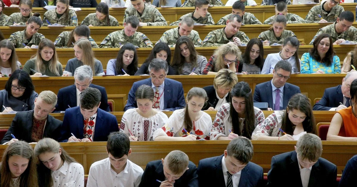 Коли відбувся радіодиктант-2026 і як перевірити написане